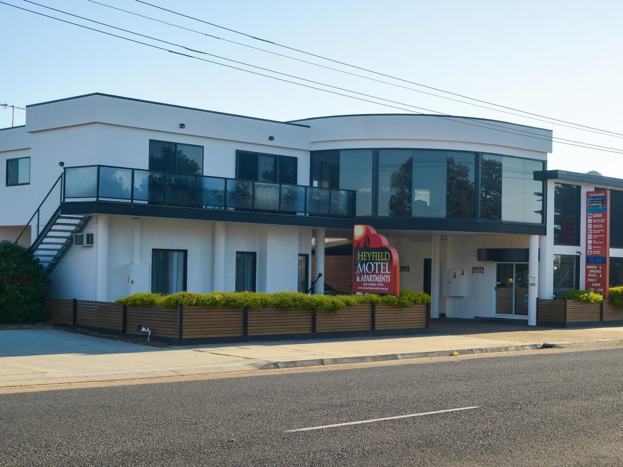 Heyfield Motel And Apartments Лейкс-Ентранс Екстер'єр фото