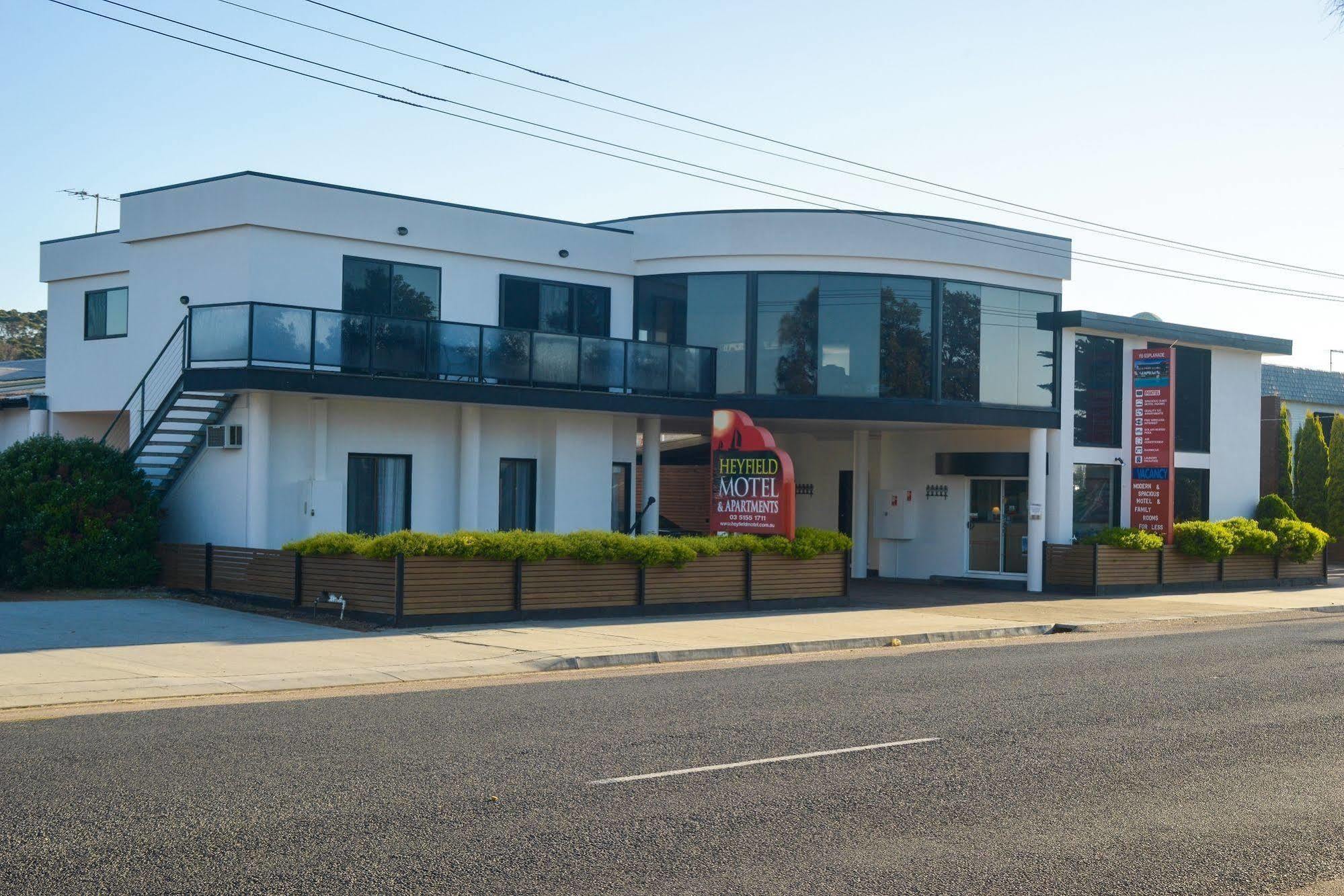 Heyfield Motel And Apartments Лейкс-Ентранс Екстер'єр фото
